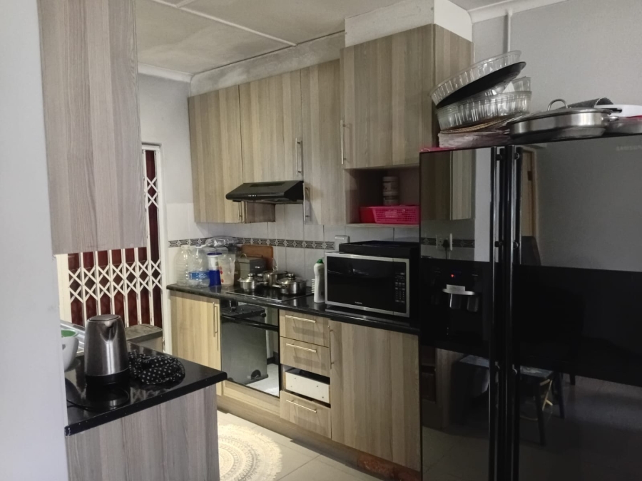 To Let 3 Bedroom Property for Rent in Amalinda Eastern Cape